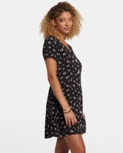 RVCA UNDERSTATED ROSE NAMAJUNAS MINI DRESS -Rvca avjwd00279 rvcaw rvb sd3