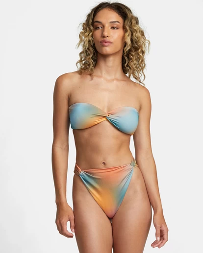 RVCA SUNSET ROSE MACHADO BANDEAU BIKINI TOP 2 RVCA SUNSET ROSE MACHADO BANDEAU BIKINI TOP - Image 2