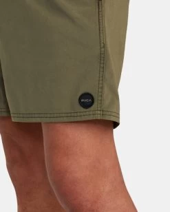 RVCA VA Pigment Elastic Boardshorts 17" 8 RVCA VA Pigment Elastic Boardshorts 17" -Rvca avybs00207 rvcaw olv dtl1