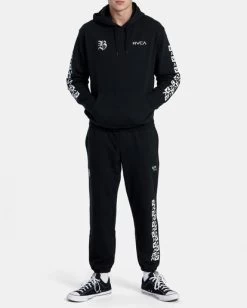 RVCA BARRON MAMIYA HOODIE -Rvca avyft00327 rvcaw blk frt9