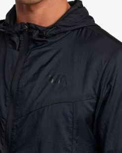 RVCA RUNNER LIGHTWEIGHT TRAINING JACKET -Rvca avyjk00216 rvcaw blk dtl1