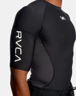 RVCA COMPRESSION PERFORMANCE SPORT T-SHIRT 10 RVCA COMPRESSION PERFORMANCE SPORT T-SHIRT -Rvca avykt00122 rvcaw blk dtl2