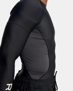 RVCA COMPRESSION SPORT LONG SLEEVE T-SHIRT -Rvca avywr00102 rvcaw blk dtl3