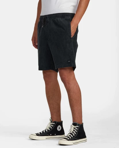 RVCA ESCAPE ELASTIC CORDUROY SHORTS 17” 1 RVCA ESCAPE ELASTIC CORDUROY SHORTS 17”