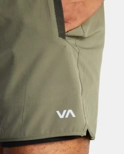 RVCA YOGGER ELASTIC RUNNING SHORTS 15" 8 RVCA YOGGER ELASTIC RUNNING SHORTS 15" -Rvca avyws00227 rvcaw olv dtl1