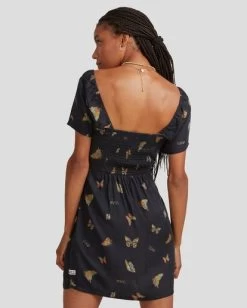 RVCA MEL G | FLUTTER FENCED DRESS -Rvca uvjwd00107 rvcaw blk bck1