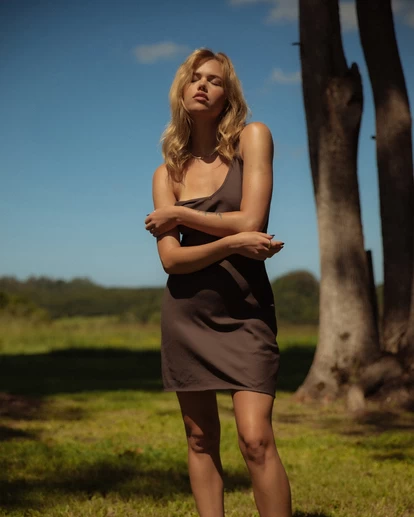 RVCA OFF DUTY BIAS MINI DRESS 1 RVCA OFF DUTY BIAS MINI DRESS