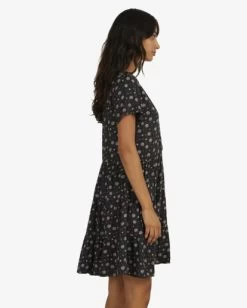 RVCA STARPOWER HEIGHTS DRESS -Rvca uvjwd00159 rvcaw ptk sd1