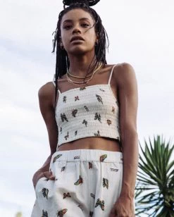 RVCA MEL G | FLUTTER TIE SMOCKED TOP