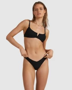 RVCA WILD V WIRE BIKINI TOP -Rvca uvjx300102 rvcaw blk frt2