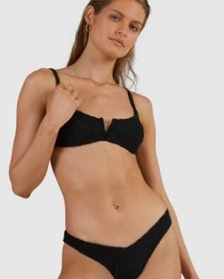 RVCA WILD FRENCH BIKINI BOTTOM -Rvca uvjx400104 rvcaw blk dtl1