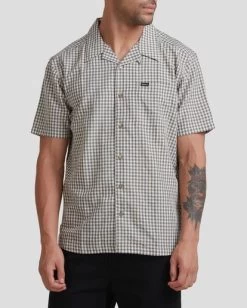 RVCA BEAT CHECK SHORT SLEEVE SHIRT