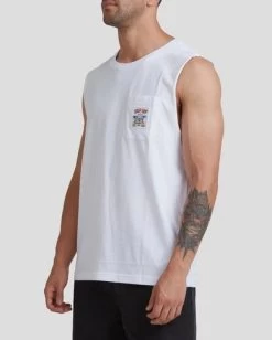 RVCA KEEP OUT MUSCLE -Rvca uvyzt00158 rvcaw wht sd3
