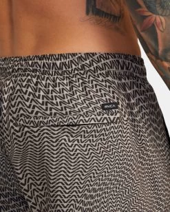 RVCA YOGGER STRETCH ELASTIC SHORTS 17" -Rvca v201trys rvcaw tmb6 dtl3